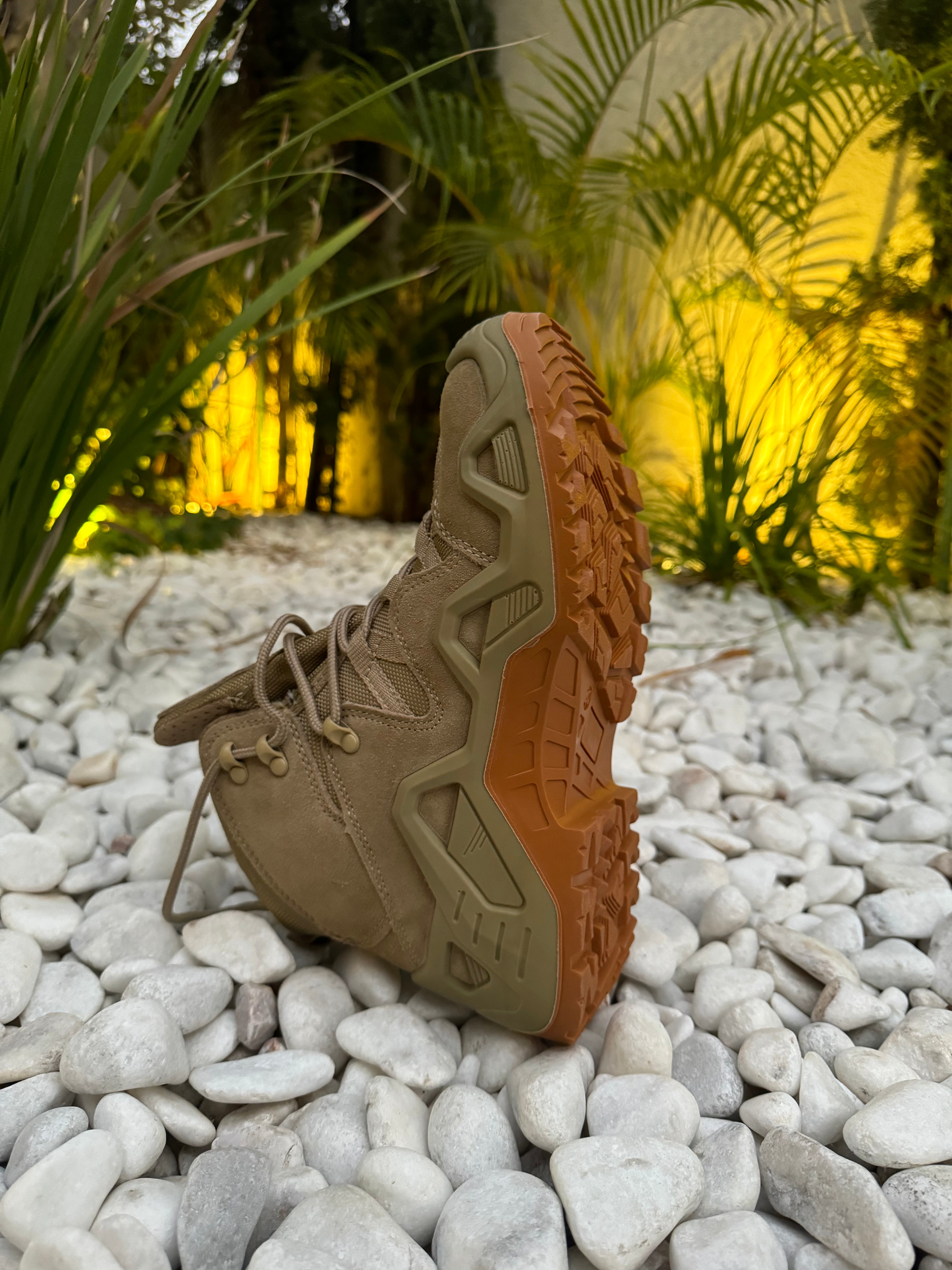 נעליים טקטיות