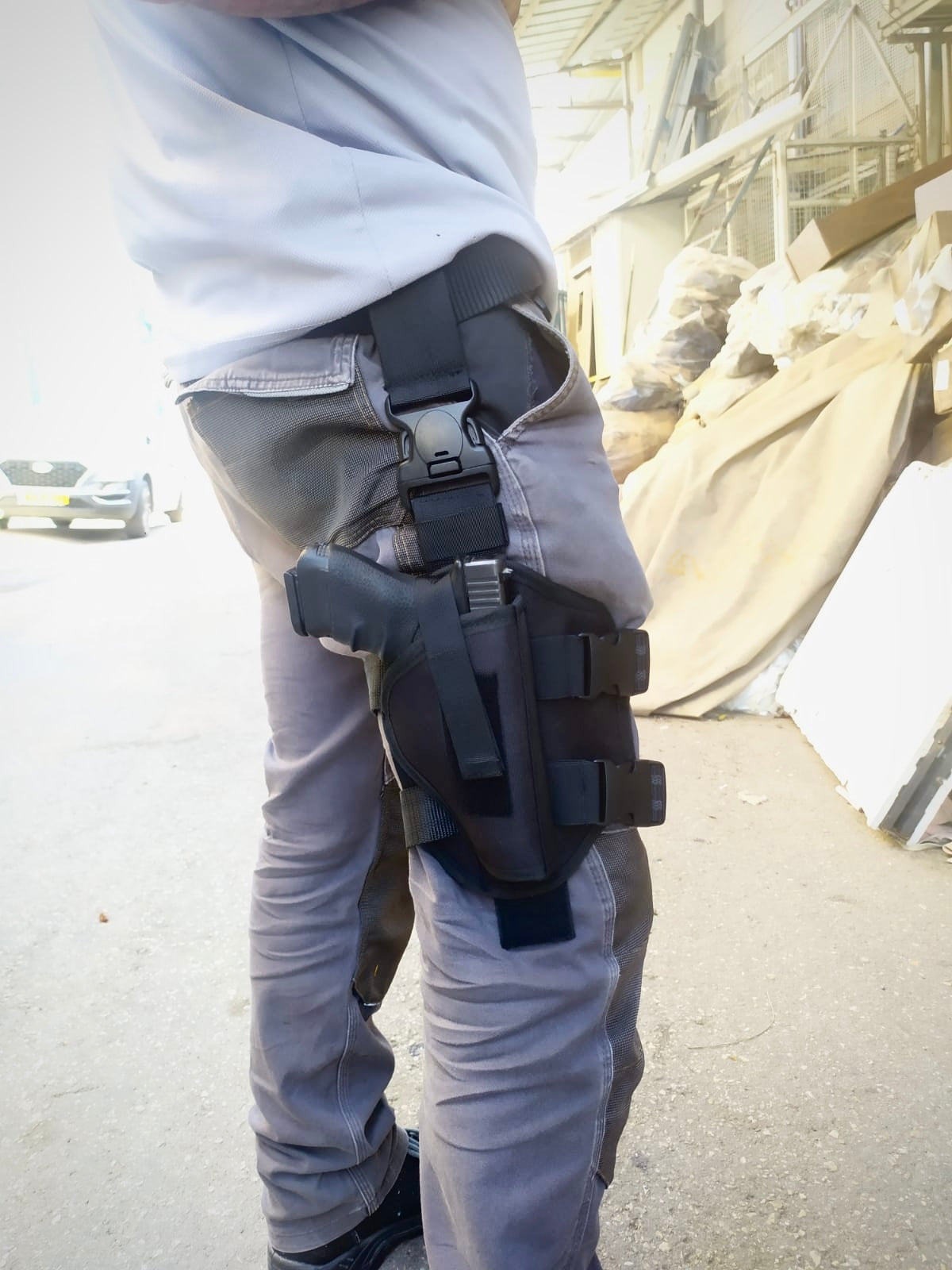 נרתיק אקדח לירך אוניברסלי